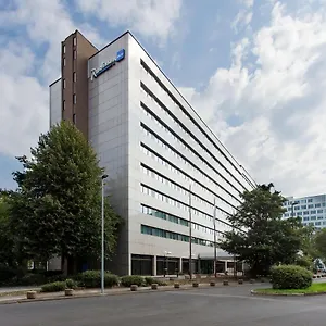 Radisson Blu Conference Hotel, Hotel